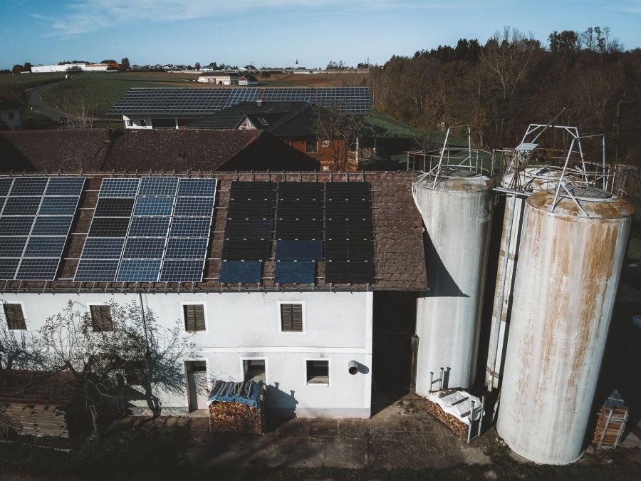 Photovoltaik Inspektion Niederösterreich Bauernhof